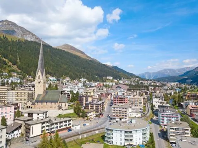Piscina de bienestar y aventura eau-là-là