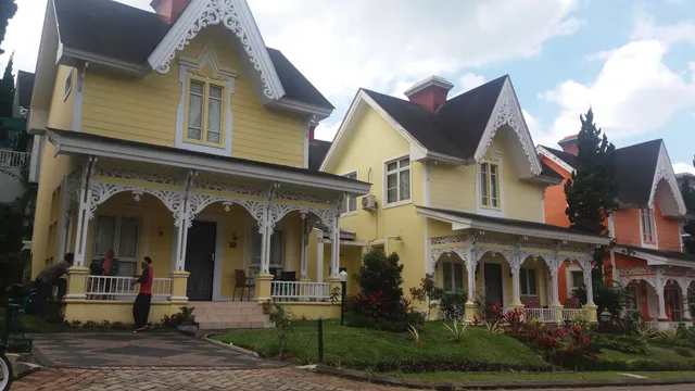 Cluster Osaka, Kota Bunga, Cimacan