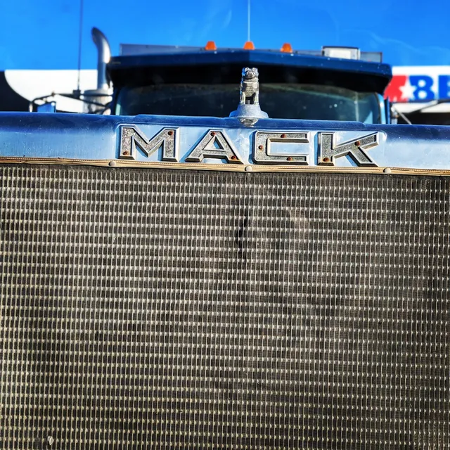 Truckers Inn Truck Stop