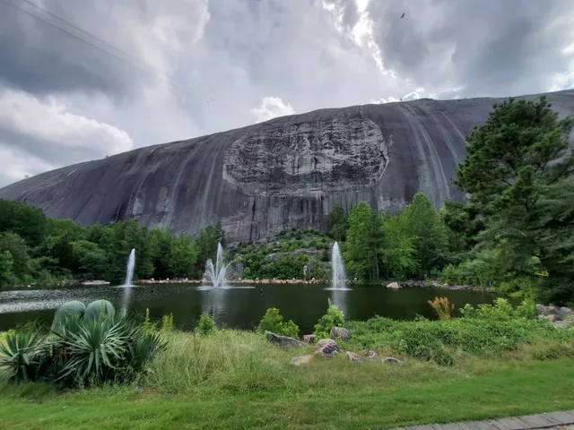 Stone Mountain Park Skyride Plaza