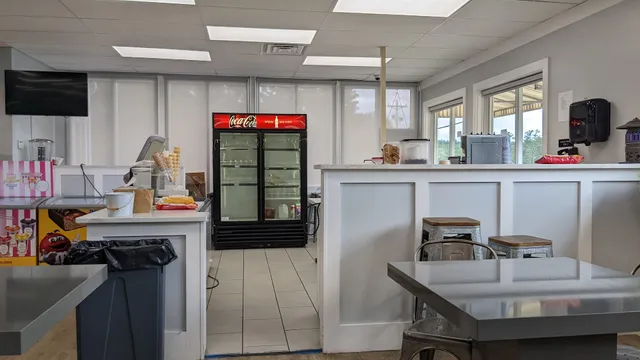 Pier 19 Country Store/Boat Gas