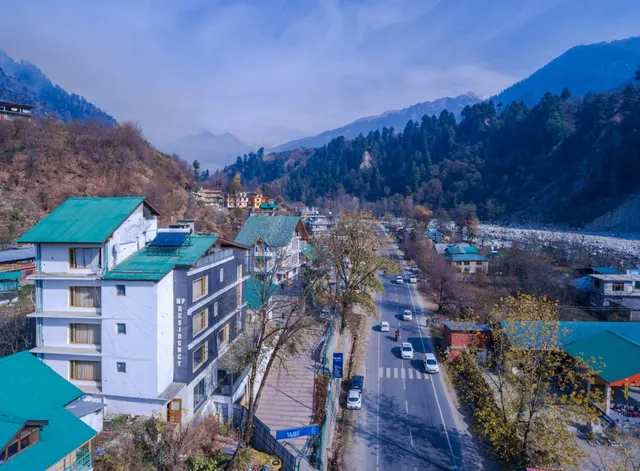 Vaayu Resorts & Spa, Manali