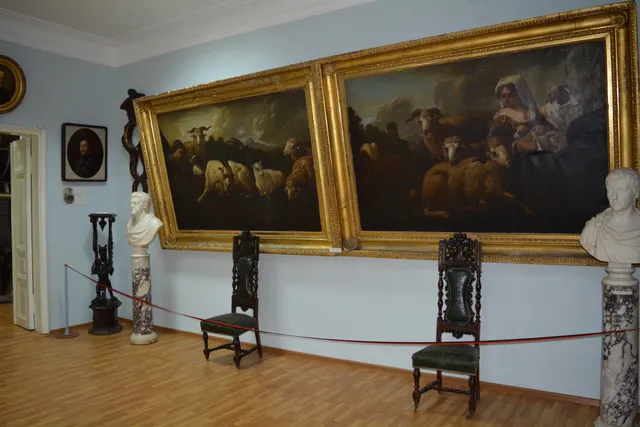 Ryl'skiy Krayevedcheskiy Muzey