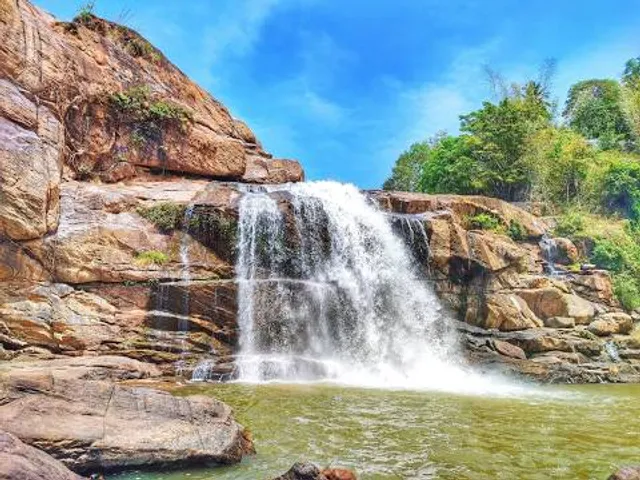 Chunayanmakkal Waterfalls Munnar