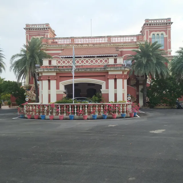 Amir Mahal