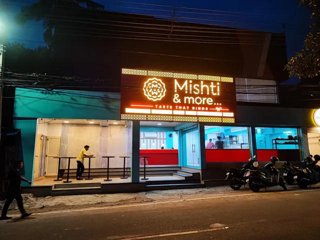 Mishti and More... Kowdiar