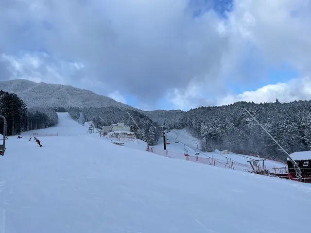 IBUKINOSATO Snow Resort