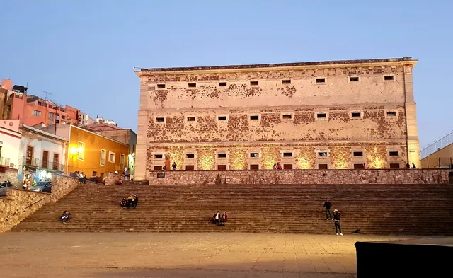 Explanada de la Alhondiga