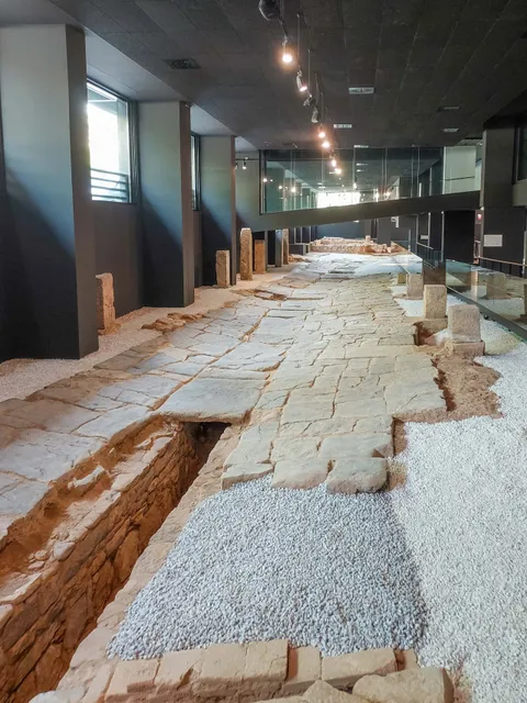 Espacio arqueológico Vía del Pórtico