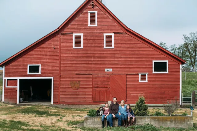 Armstrong Family Winery - Woodinville Warehouse Tasting Room