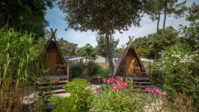 Camping Les Genêts - Village Club Sun Marina - 5 étoiles