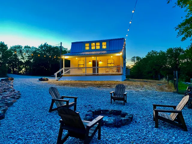 The Little White Barn