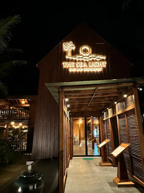 The Sea Light Cafe and Restaurant