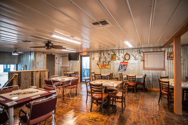 Mity Mite's Bar & Grill