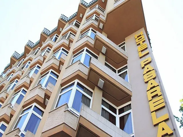 Hotel Pasarela