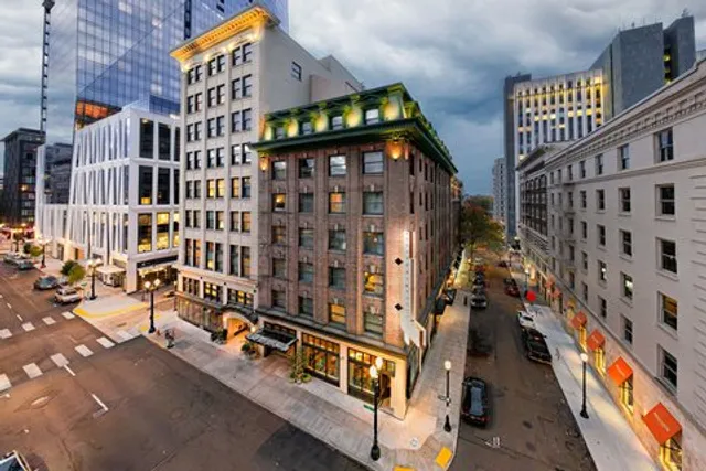 Woodlark Hotel Portland, a Tribute Portfolio Hotel