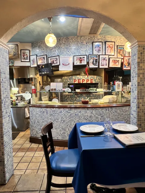 Pizzeria da Peppe Napoli Sta’ Ca”