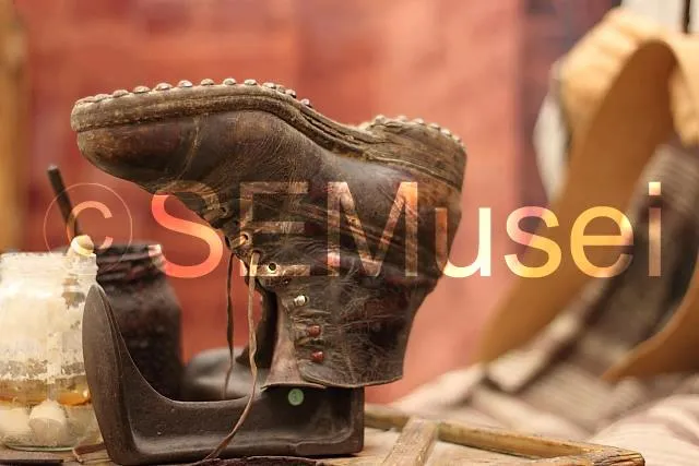 Museo della Calzatura "Cav. Vincenzo Andolfi"