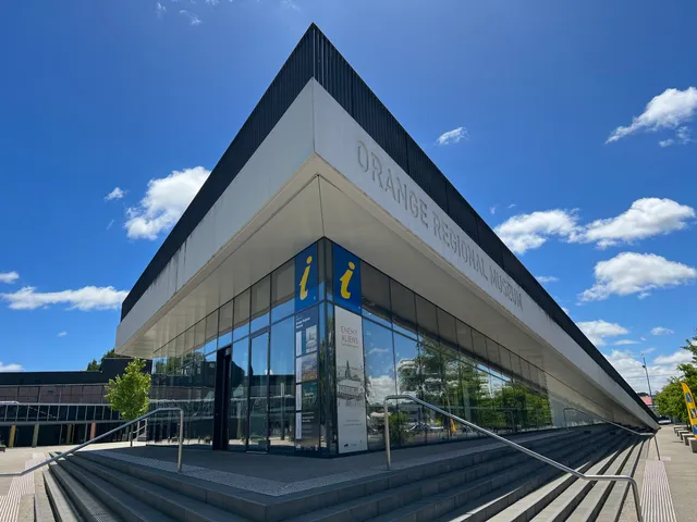 Orange Visitor Information Centre