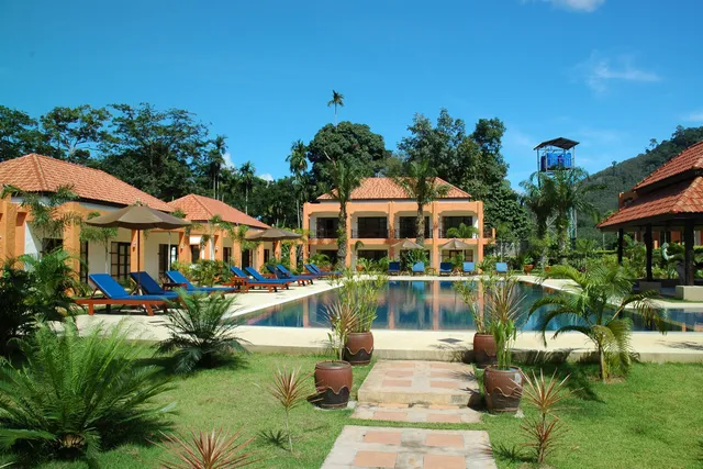 Khaolak Palm Hill Resort