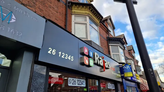 Rajas Pizza & Grill Bar