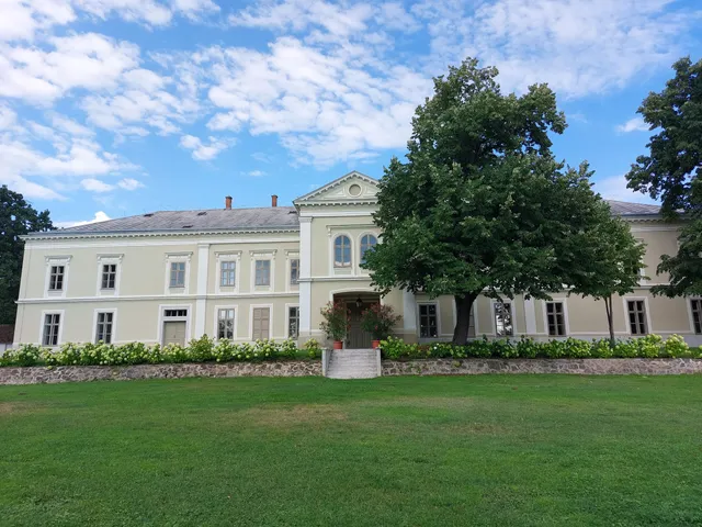 Degenfeld-Schomburg Castle