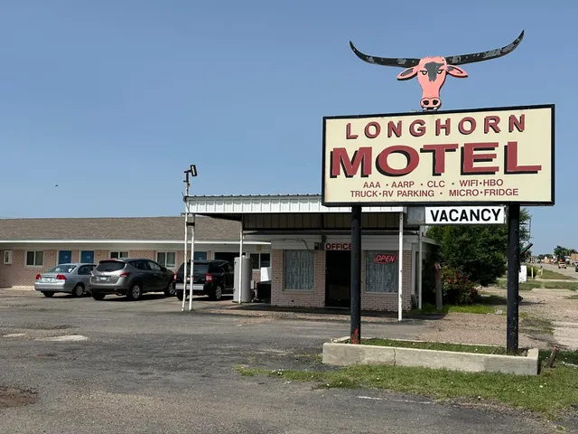 Longhorn Motel