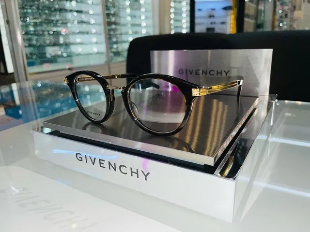 Optical Palace - Albion Centre