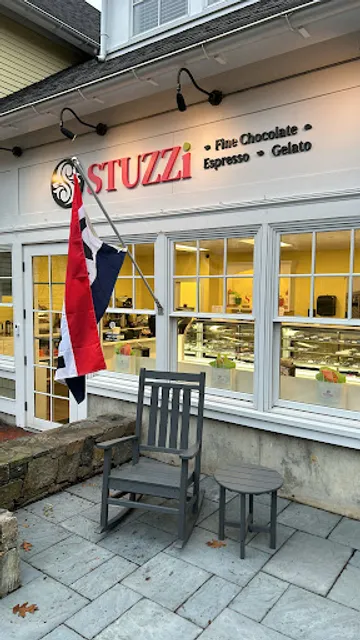 Stuzzi Café & Sweet Shop