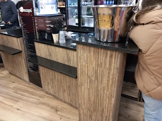 Frit' st-roch / Tomasyni pizzeria - Châtelet