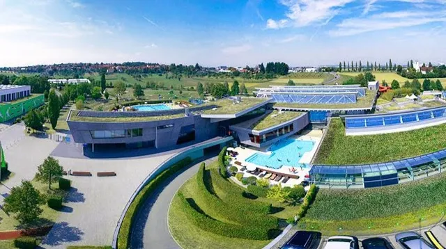 Sports and spa center Fildorado GmbH