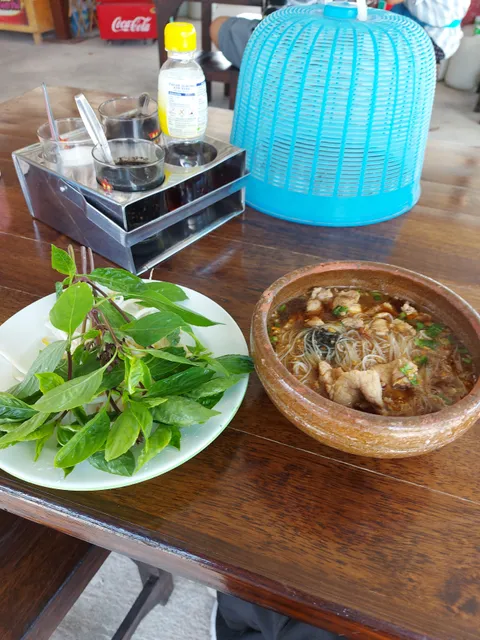 ก๋วยเตี๋ยวโอ่ง