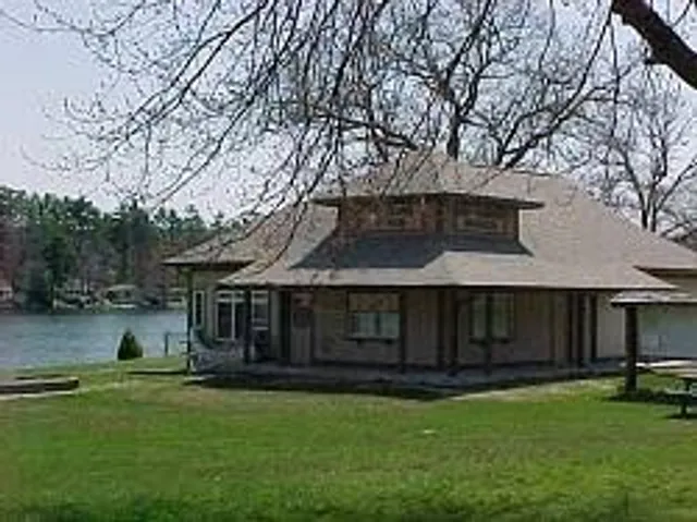 Gallien's Town Beach