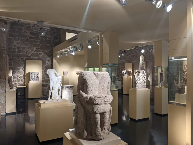 Escolma de escultura (Museo Arqueolóxico Provincial de Ourense)