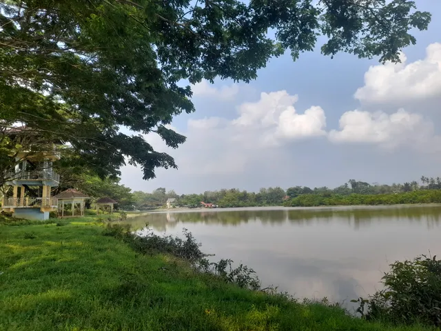 DANAU MENDUYAN
