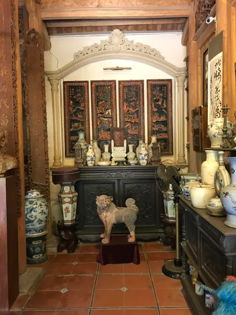 Bát Tràng Museum by National Artist Vũ Thắng