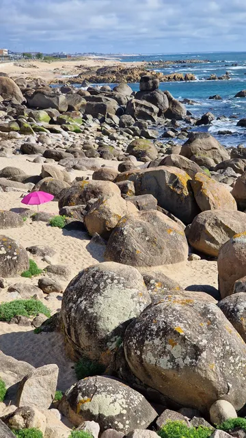 Praia das Pedras Amarelas