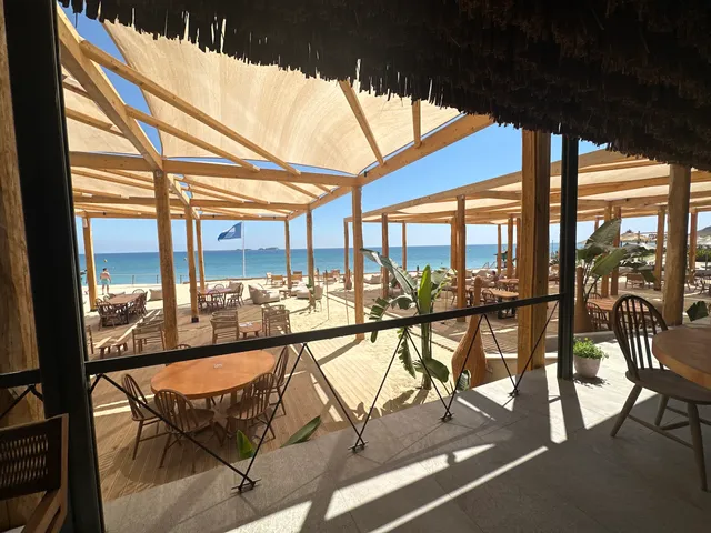 Alaya Beach Bar & Restaurant