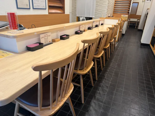 ワンバーグ！昭和町店