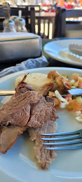 CHURRASCARIA E LANCHONETE MODELO