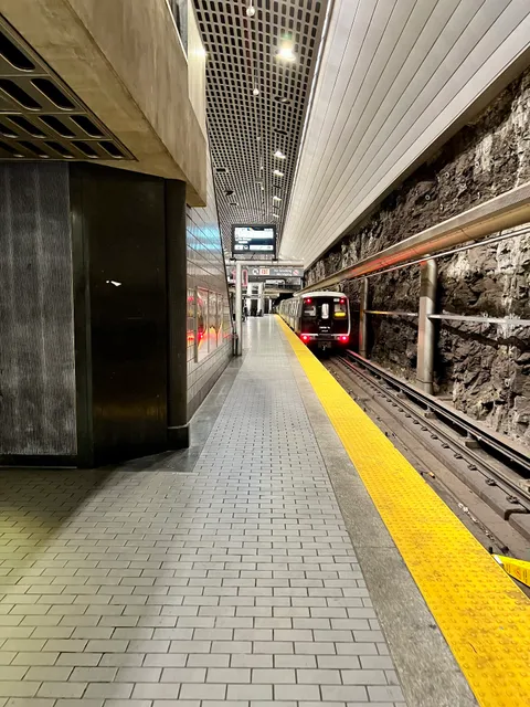 MARTA Peachtree Station (Forsyth & Peachtree Sts. Entrance)