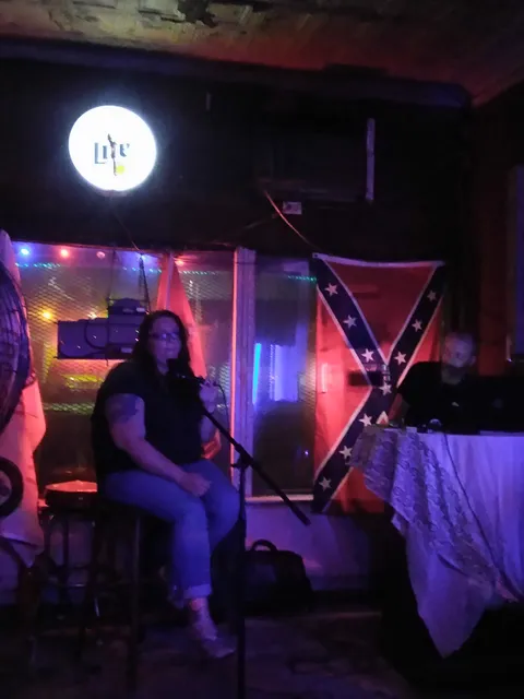 Melton's VCR & TV Sales & Services