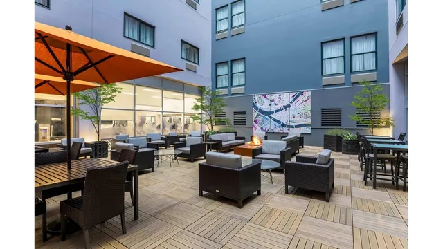 Courtyard by Marriott Pittsburgh Downtown