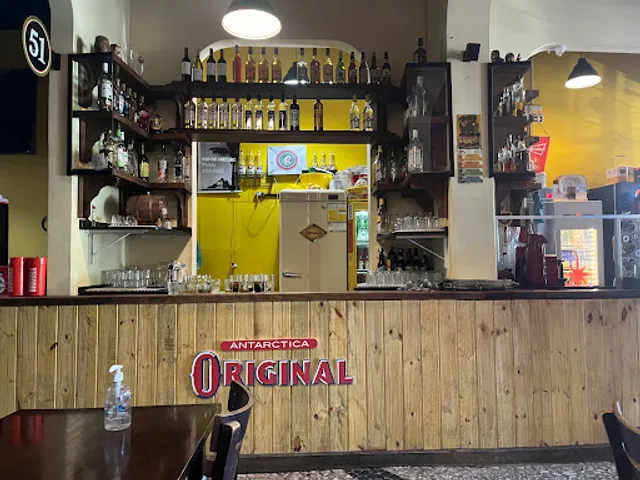 Tuba's Bar & Restaurante