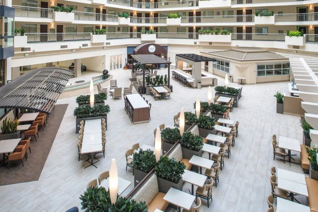 Embassy Suites by Hilton Seattle Tacoma International Airport