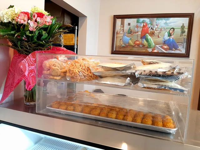 Lazeez Indian Cuisine Sweets & Hakka Chinese