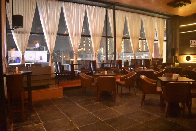 Pakka Local, Kondapur