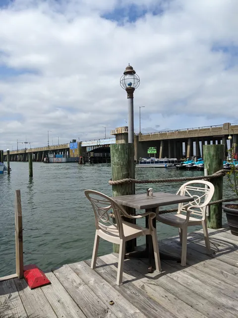 Angler Restaurant & Bar