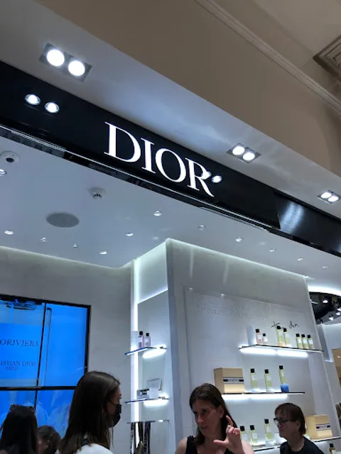 DIOR Paris Galeries Lafayette
