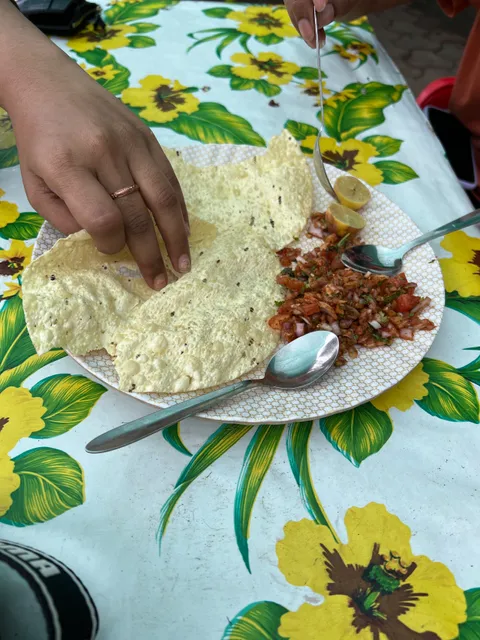 Singh Restaurant & Bhojanalaya